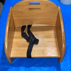 Growing Up Green solid bamboo booster seat